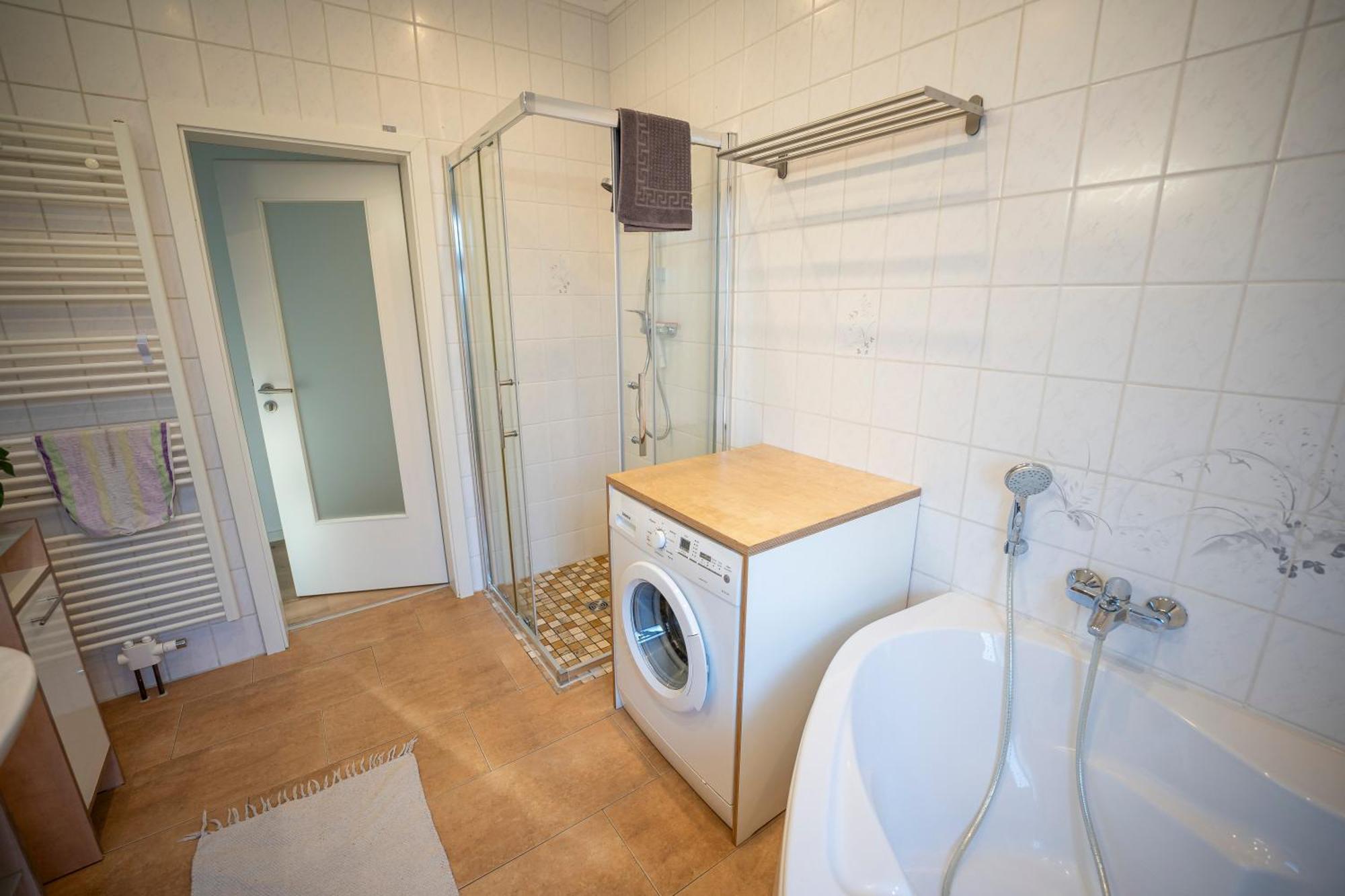 Haus Unterm Mammutbaum - Elberadweg Daire Magdeburg Dış mekan fotoğraf